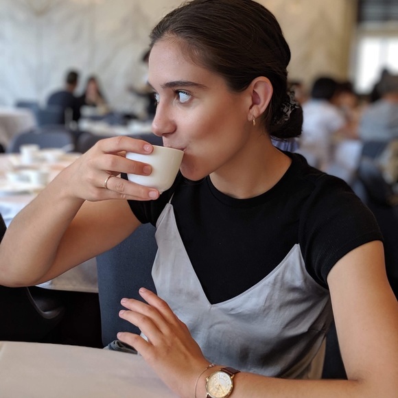 Meet your Posher, Hailey - Picture 1 of 1